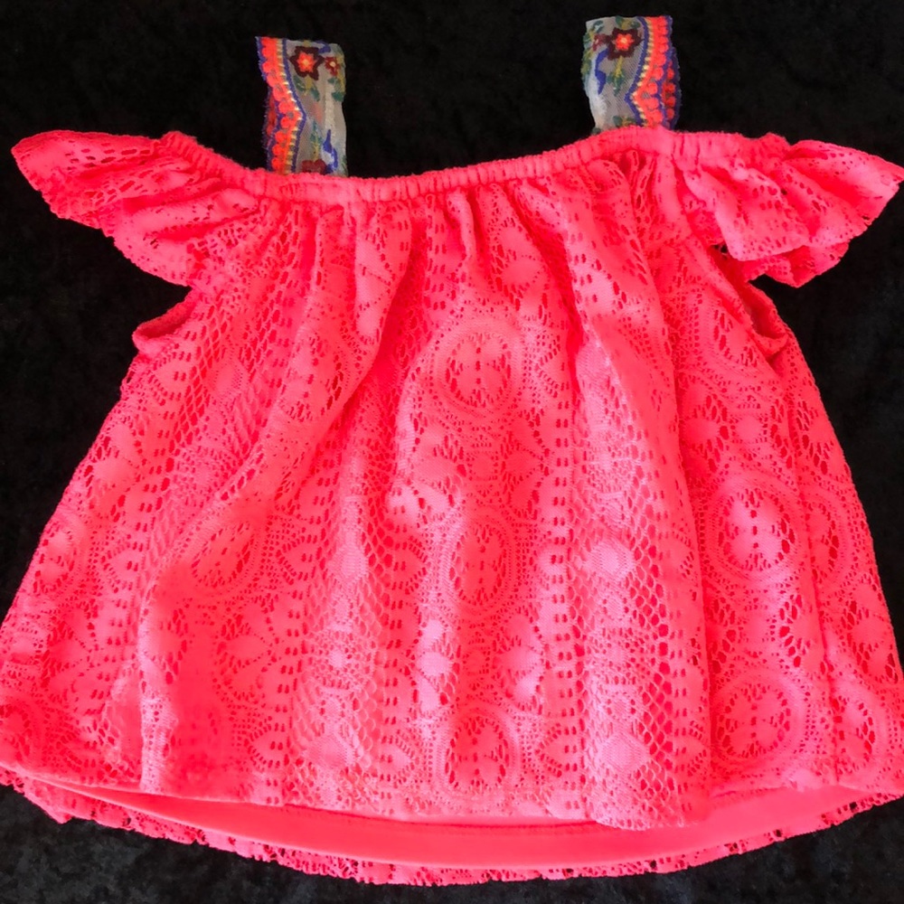 Off-The-Shoulder Top & Matching Shorts